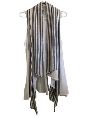 NWT White Grey Striped Cotton Top
